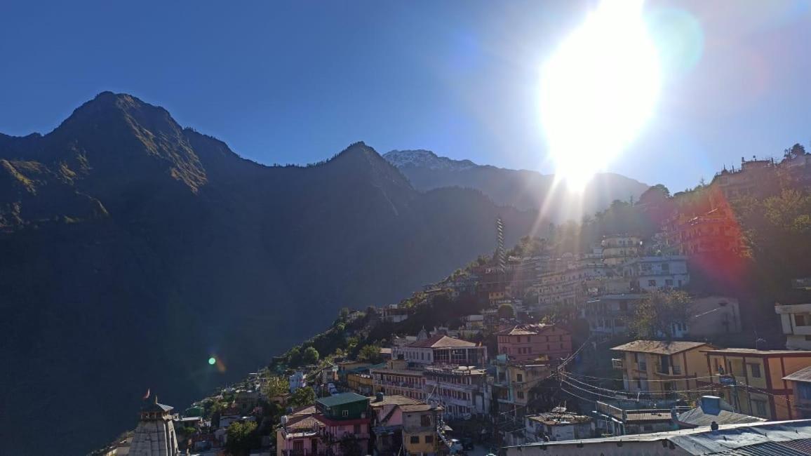 Odyssey Stays Joshimath Bagian luar foto